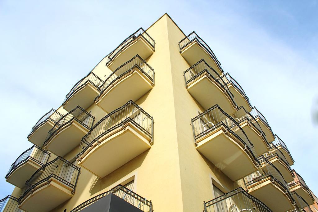 Hotel Philadelphia Cattolica Exteriör bild