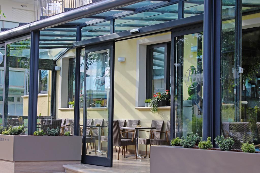 Hotel Philadelphia Cattolica Exteriör bild